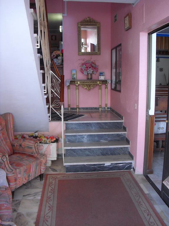 Residencial Nosso Paraiso Bed and Breakfast Quarteira Exteriör bild